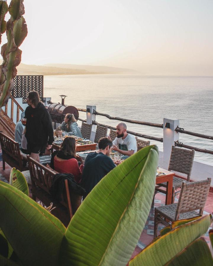 Hashpoint Surf Camp Hostel Taghazout Εξωτερικό φωτογραφία