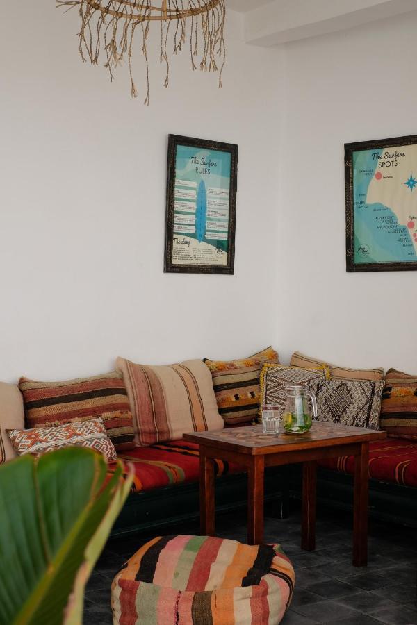 Hashpoint Surf Camp Hostel Taghazout Εξωτερικό φωτογραφία