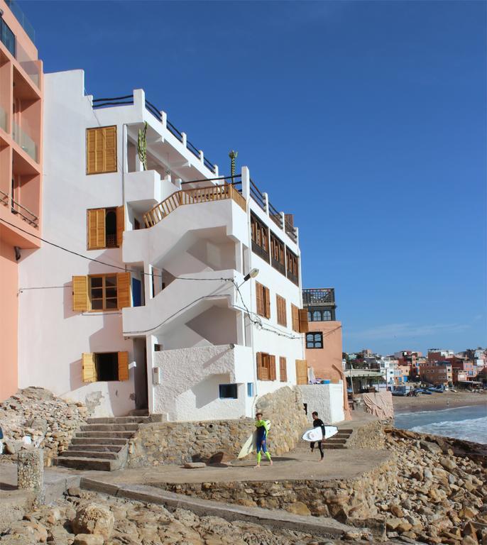 Hashpoint Surf Camp Hostel Taghazout Εξωτερικό φωτογραφία